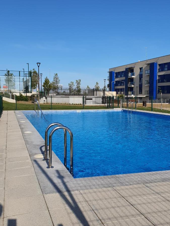 Апартаменти Apartamento Nuevo, Accesible Y Con Piscina !!! Саламанка Екстер'єр фото